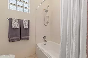 6262 W Trails End Rd, Tucson, AZ 85745 - Photo 32