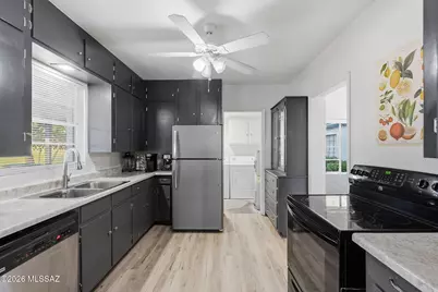 2050 N Campbell Avenue, Tucson, AZ 85719 - Photo 10