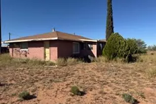 1947 Key Ln, Willcox, AZ 85643 - Photo 2