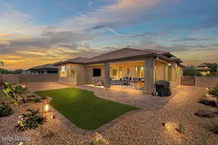 1803 N Bayshore Dr, Green Valley, AZ 85614 - Photo 14