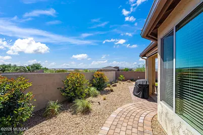 1803 N Bayshore Drive, Green Valley, AZ 85614 - Photo 12