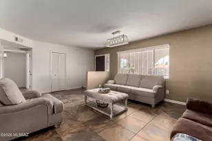 17 E Santa Belia, Green Valley, AZ 85614 - Photo 12
