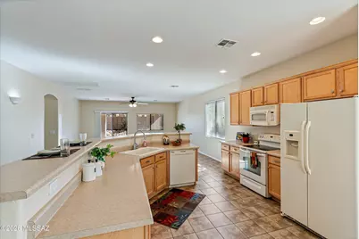 11704 W Fordson Drive, Marana, AZ 85653 - Photo 8
