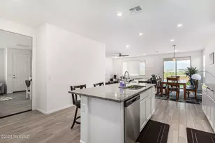 8095 S Soltero Mine Dr, Tucson, AZ 85747 - Photo 6