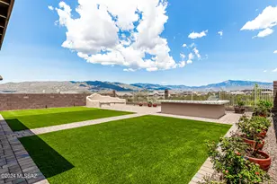 8095 S Soltero Mine Dr, Tucson, AZ 85747 - Photo 2