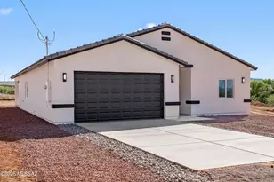 1675 Zulu Ct, Rio Rico, AZ 85648 - Photo 2