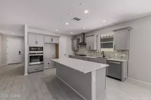 9749 E Miller Peak Trl, Tucson, AZ 85747 - Photo 4