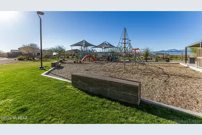 9749 E Miller Peak Trail, Tucson, AZ 85747 - Photo 32