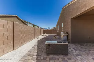 9749 E Miller Peak Trl, Tucson, AZ 85747 - Photo 36