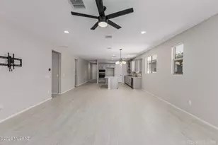 9749 E Miller Peak Trl, Tucson, AZ 85747 - Photo 8