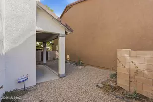 2727 N Saramano Ln, Tucson, AZ 85712 - Photo 40
