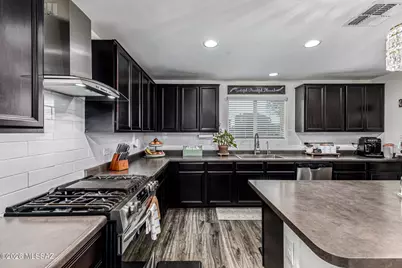 853 W Placita Pozanco, Green Valley, AZ 85614 - Photo 12