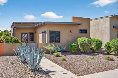 3047 N Dales Crossing Drive, Tucson, AZ 85745 - Photo 2