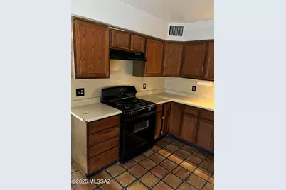 4138 E Desert Place, Tucson, AZ 85712 - Photo 10