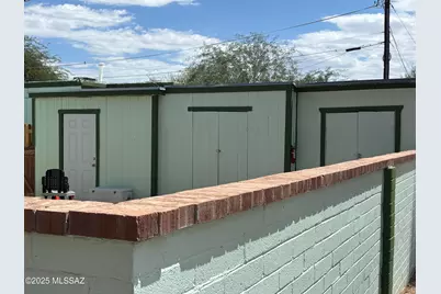 4138 E Desert Place, Tucson, AZ 85712 - Photo 18