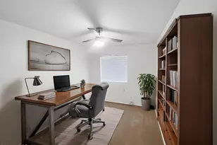 8133 E Colette Pl, Tucson, AZ 85710 - Photo 16