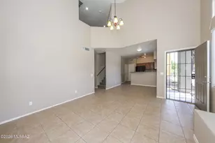 4061 N Weimer Pl, Tucson, AZ 85719 - Photo 2