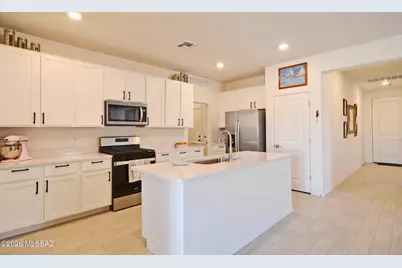 5552 W Tumacacori Trail, Tucson, AZ 85742 - Photo 10