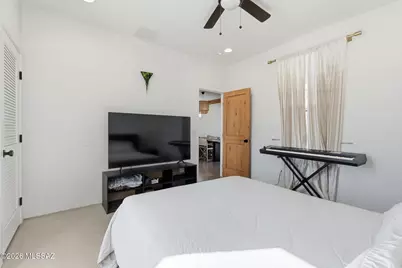 1210 S 9th Avenue, Tucson, AZ 85713 - Photo 12
