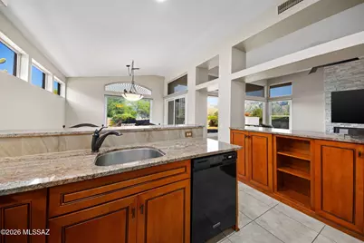 14014 N Trade Winds Way, Oro Valley, AZ 85755 - Photo 12