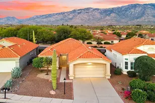 14014 N Trade Winds Way, Oro Valley, AZ 85755 - Photo 1