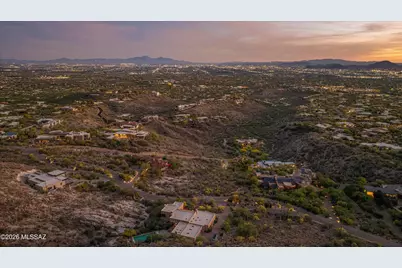 7351 N Secret Canyon Drive #48, Tucson, AZ 85718 - Photo 32