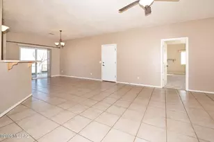 10193 E Windtalker Rd, Hereford, AZ 85615 - Photo 14