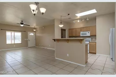 10193 E Windtalker Road, Hereford, AZ 85615 - Photo 4