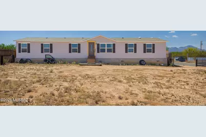 16351 W Six Gun Place, Tucson, AZ 85736 - Photo 2
