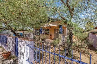 116 N Mountain Avenue, Tucson, AZ 85719 - Photo 1