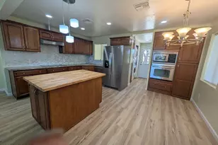 2734 E 18th St, Tucson, AZ 85716 - Photo 2