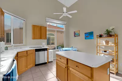 64351 E Wind Ridge Circle, Saddlebrooke, AZ 85739 - Photo 12
