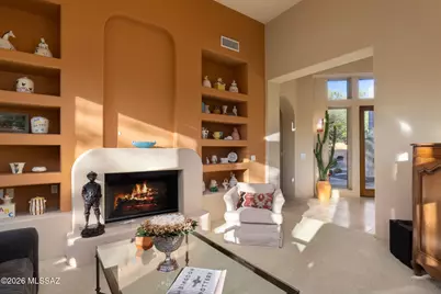 6438 N Desert Wind Circle, Tucson, AZ 85750 - Photo 10