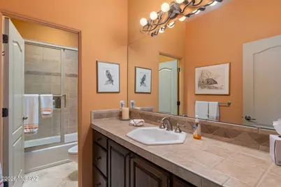 6438 N Desert Wind Circle, Tucson, AZ 85750 - Photo 36