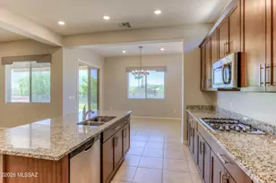 8461 N Gallant Fox Dr, Tucson, AZ 85704 - Photo 14