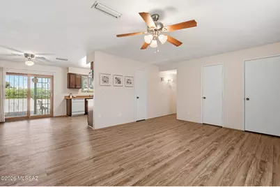 1041 S Abrego Drive, Green Valley, AZ 85614 - Photo 8