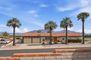 1041 S Abrego Dr, Green Valley, AZ 85614 - Photo 18