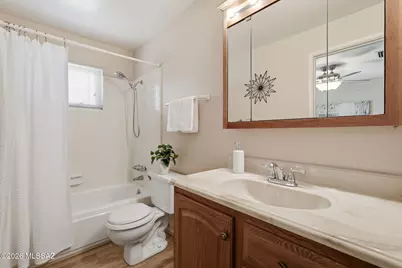 1041 S Abrego Drive, Green Valley, AZ 85614 - Photo 12