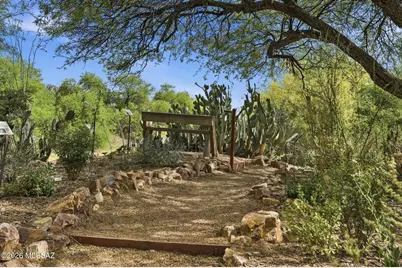 1041 S Abrego Drive, Green Valley, AZ 85614 - Photo 22