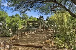 1041 S Abrego Dr, Green Valley, AZ 85614 - Photo 22