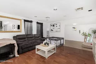 1325 W Silverlake Rd, Tucson, AZ 85713 - Photo 10