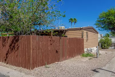 1325 W Silverlake Road #86, Tucson, AZ 85713 - Photo 6