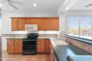 7618 W Madrigal Dr, Tucson, AZ 85743 - Photo 22