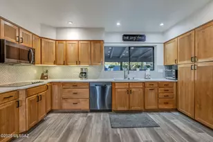 940 N Smoketree Cir, Tucson, AZ 85745 - Photo 12