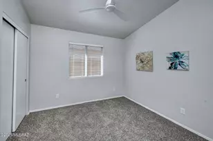 1382 N Thunder Ridge Dr, Tucson, AZ 85745 - Photo 16