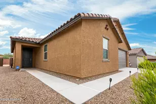 8686 N Calle La Canoa, Tucson, AZ 85742 - Photo 2