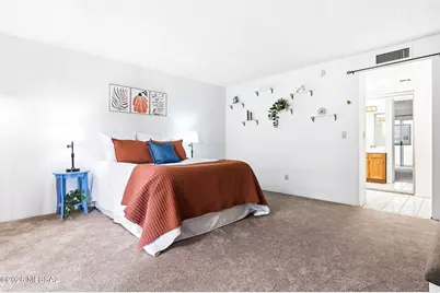 7801 E Hawthorne Street, Tucson, AZ 85710 - Photo 26
