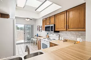 7801 E Hawthorne St, Tucson, AZ 85710 - Photo 14