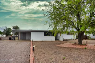 1016 E Justin St, Pearce, AZ 85625 - Photo 2