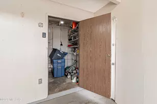 9061 E 39th St, Tucson, AZ 85730 - Photo 10